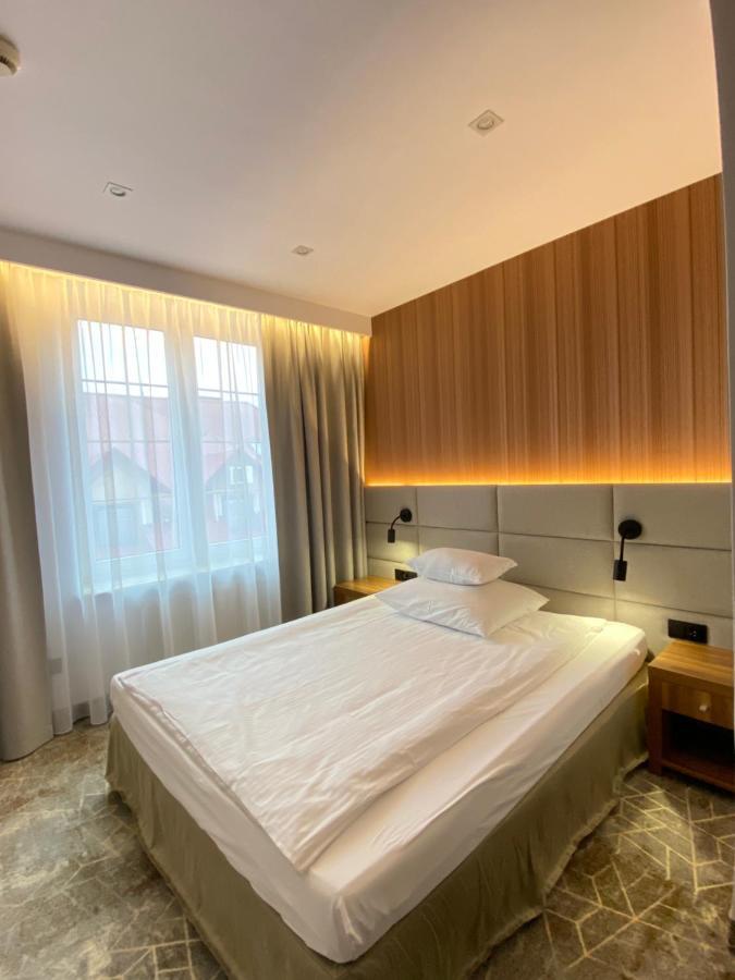 Hotel Antoni Tomaszów Lubelski Eksteriør billede