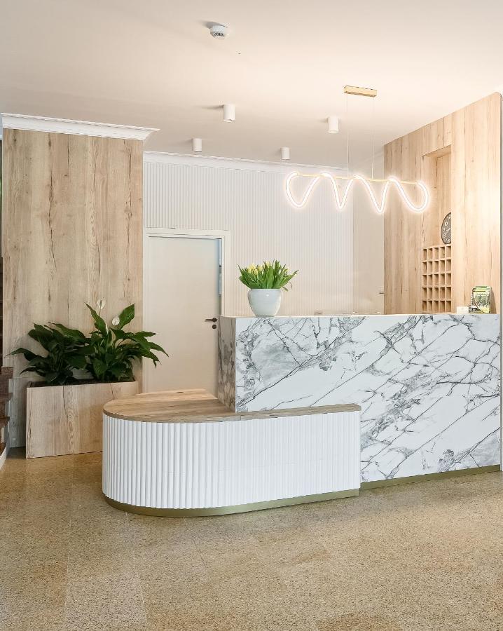 Hotel Antoni Tomaszów Lubelski Eksteriør billede