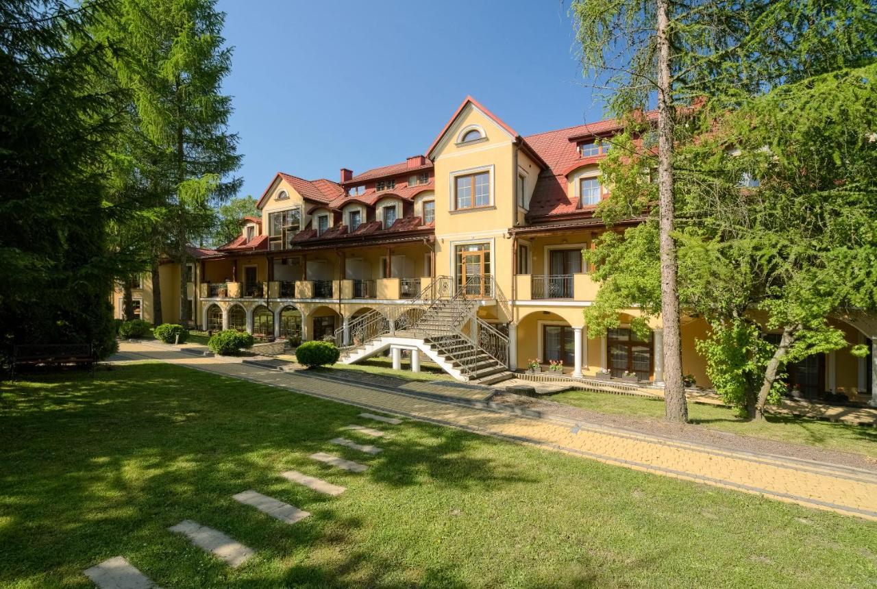 Hotel Antoni Tomaszów Lubelski Eksteriør billede